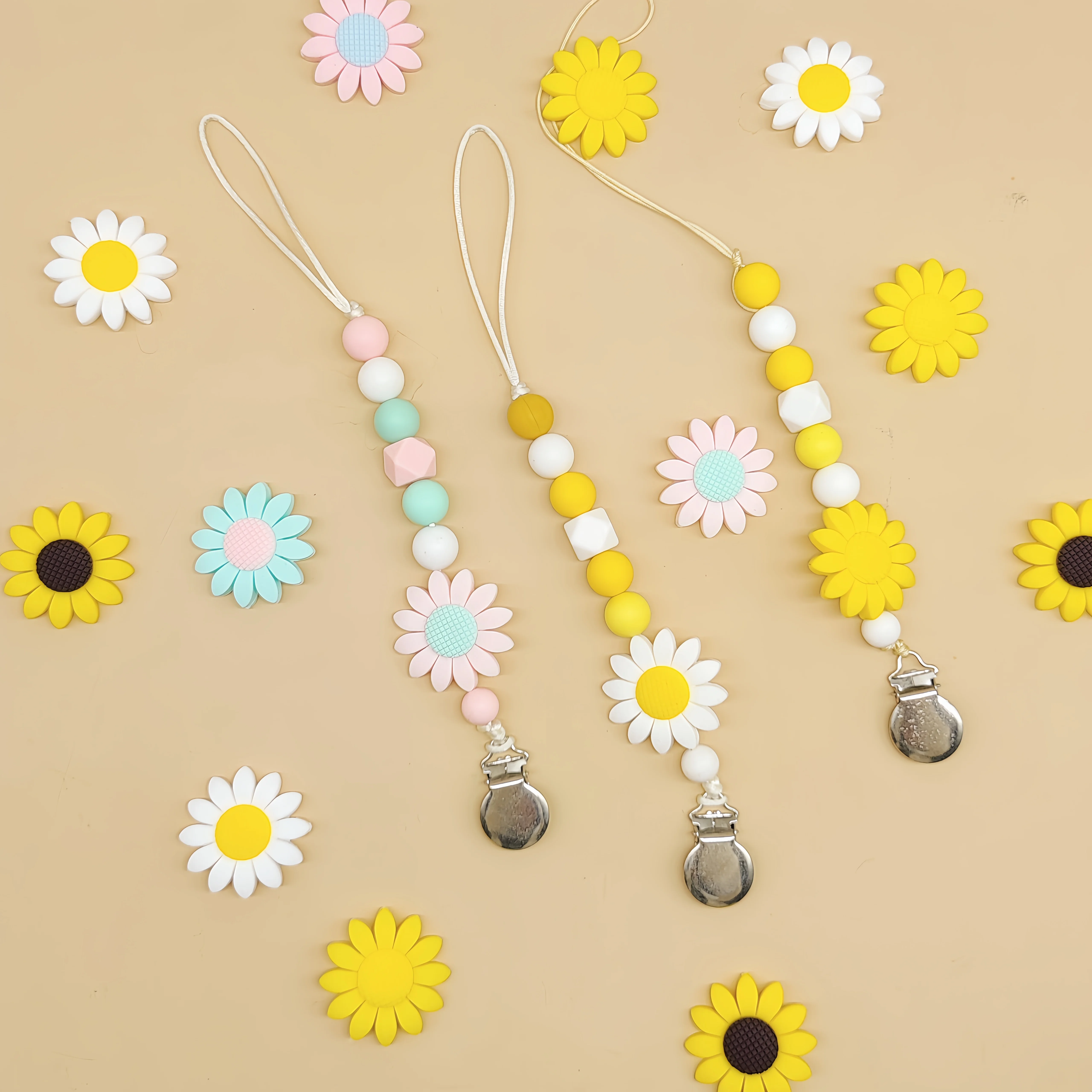 Wholesale Baby Teething Chain strap Custom Logo baby silicone wooden beads pacifiers dummy holder clip