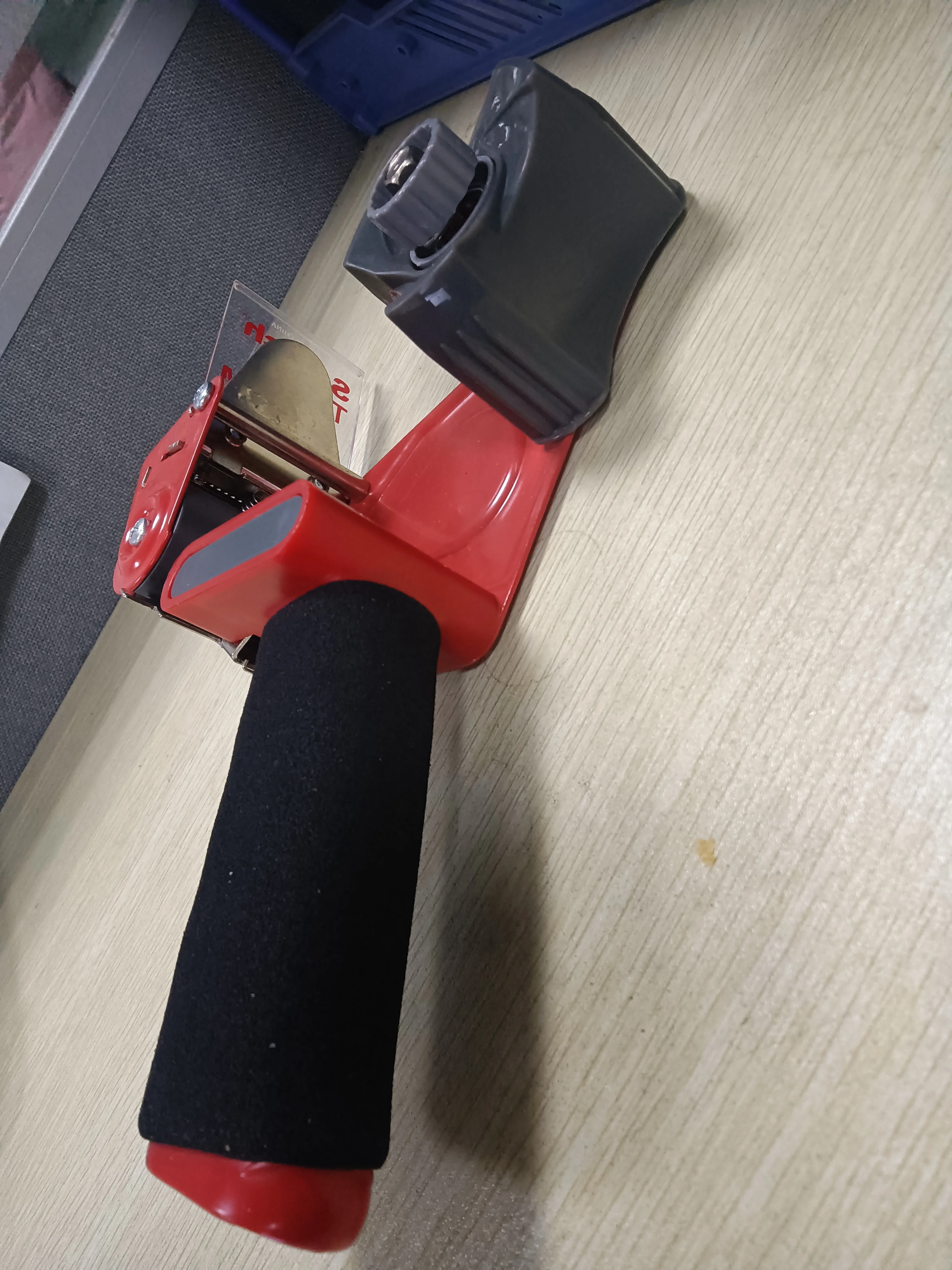 Red Packaging Tape Dispenser  Metal high quality Tape Cutter Packing Seal Dispenser