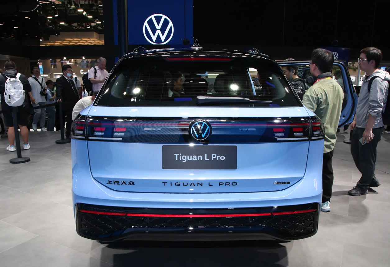 2024 Tiguan L Pro R-Line Zhizun версия 380TSI полноприводный внедорожник новое состояние Электрический гибридный бензиновый автомобиль левое Рулевое управление