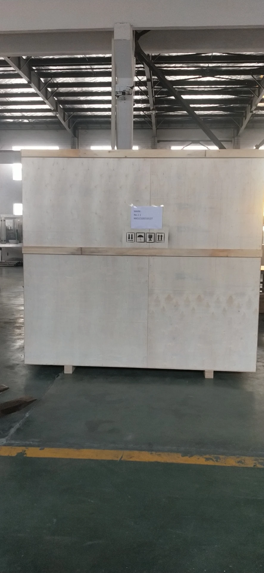  Автоматическая малая машина для розлива газированных
