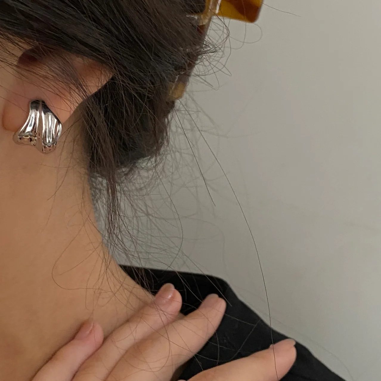 Classic Fashion Waterproof  Copper  Jewelry Twisted Texture Chunky Hoop Earring for Women