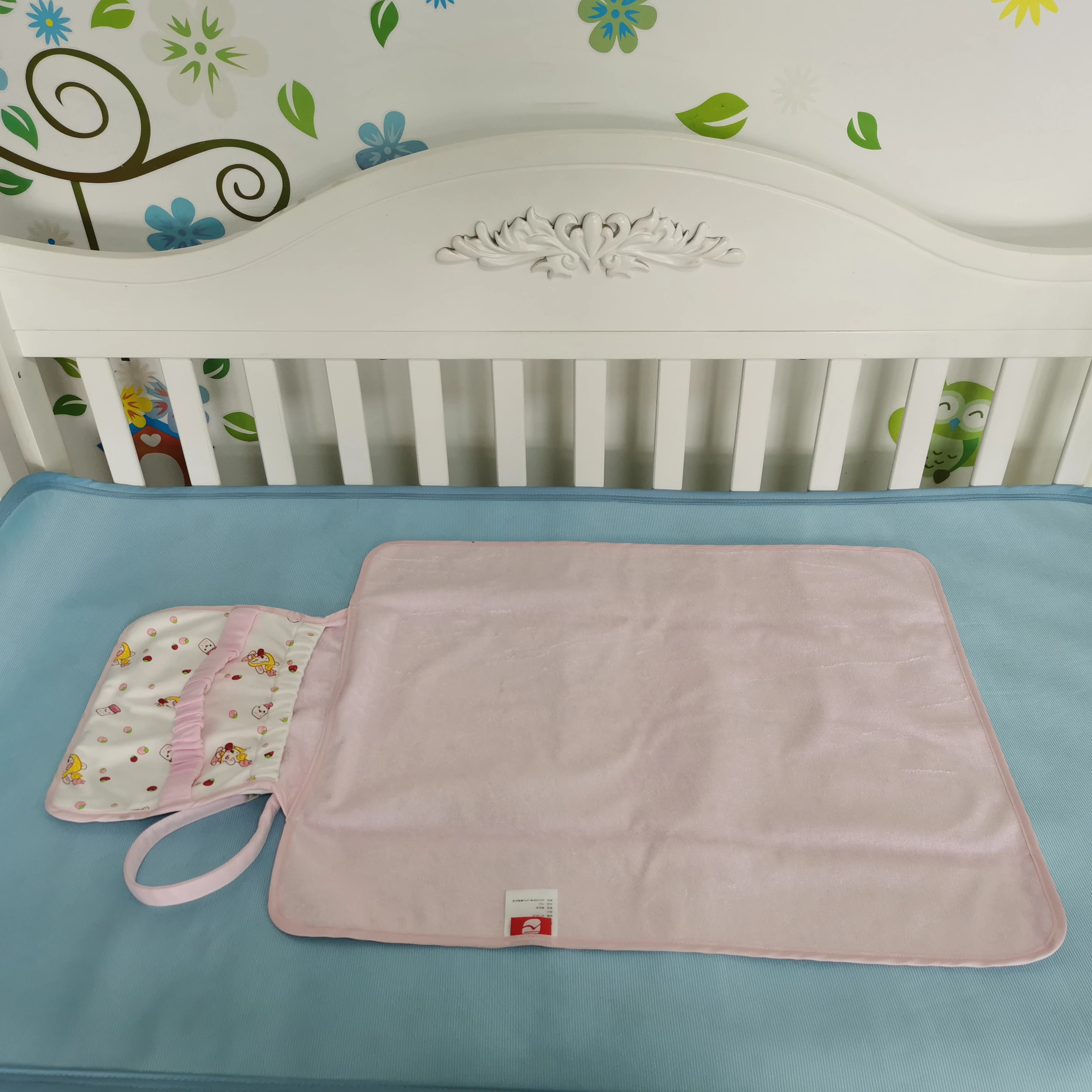 
Easy to carry Small volume Cotton surface portable Baby changing pad 