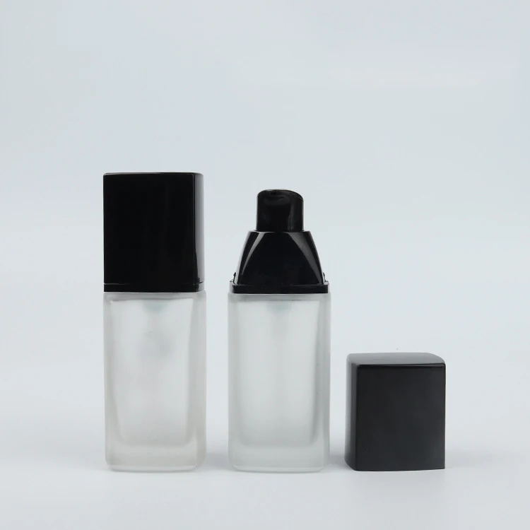Wholesale 15ml 20ml 30ml 40ml square cosmetic packaging frosted empty serum pump lotion foundation glass bottle with pump
