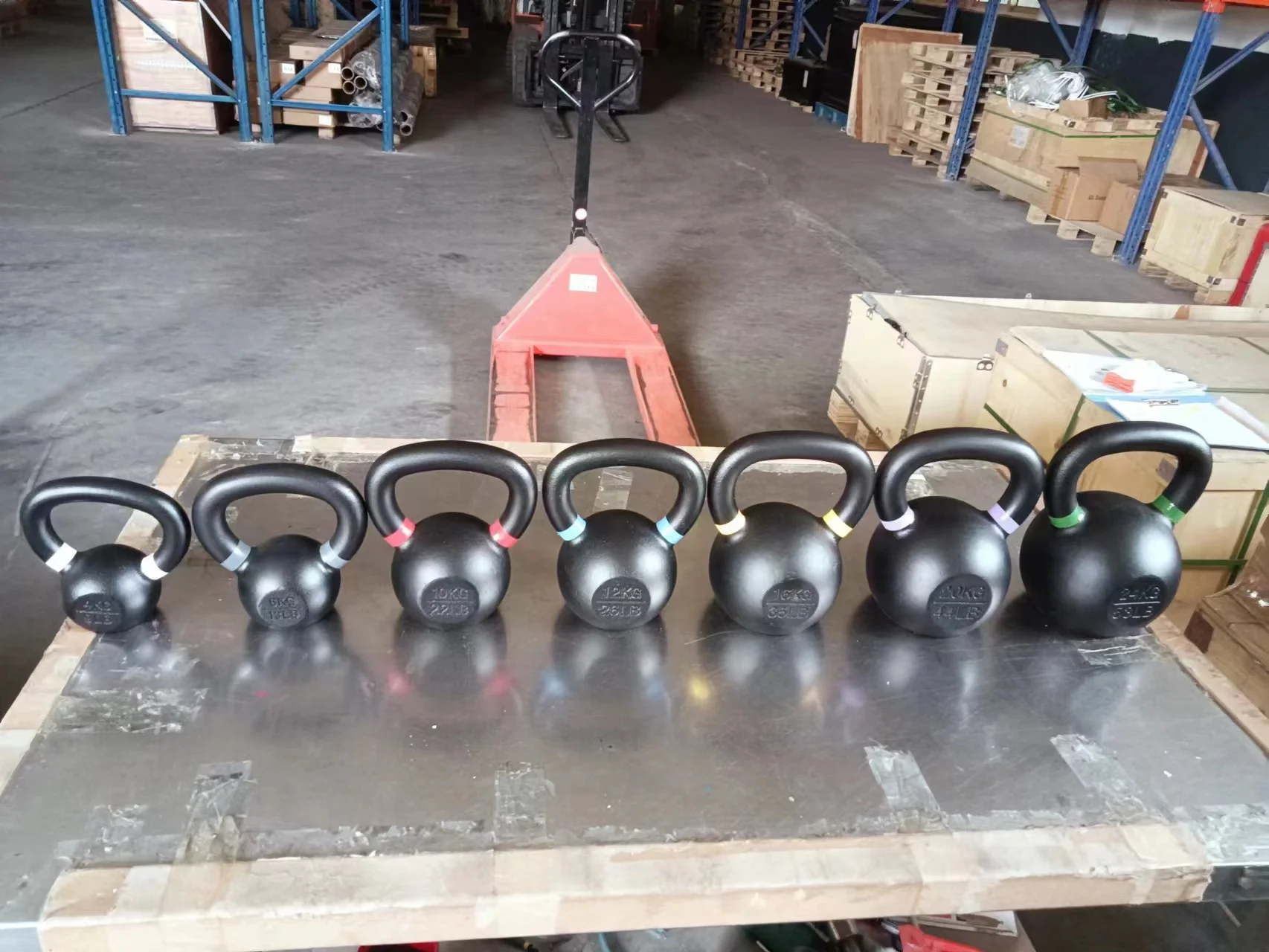 4kg 16kg 20kg 48kg Engraved KG LB Pesa Rusa Gym Kettlebell Weight Yoga Fitness Customize Casting Iron Kettle Bell