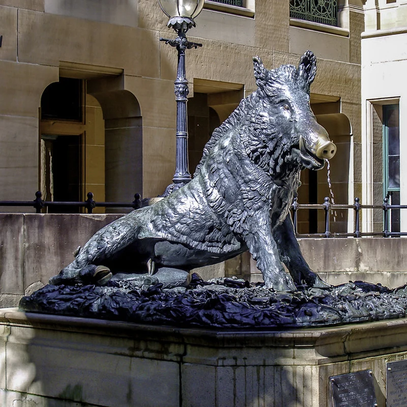 Sutton Place Park  decoration metal bronze big Wild boar fountain sculpture for sale