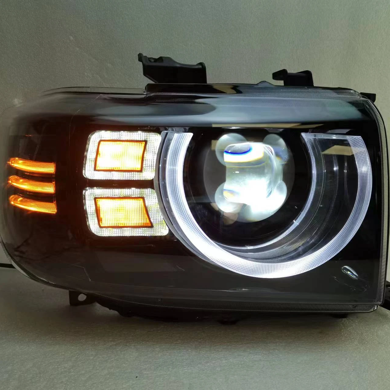 Upgrade Full LED Front Headlamp Car Headlight for Land Cruiser 75 70 71 75 76 78 79 1987-up front light