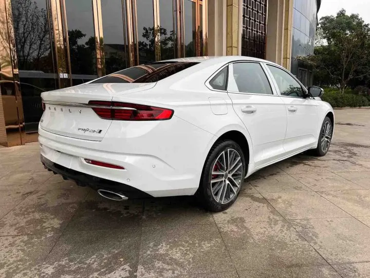 2023  Geely PREFACE 2.0T amt 7DCT, 1000km gasoline cheap used cars for sale, second hand used vehicles from China