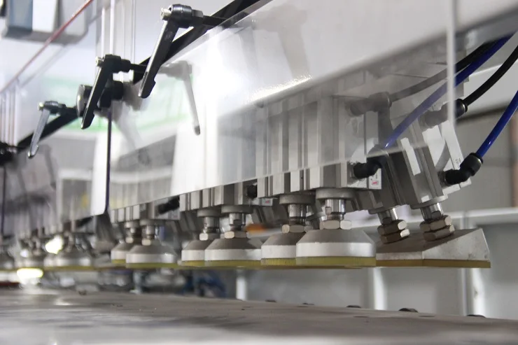 R-S1 Taiwan Delta Servo Motor Bore and Dowel cnc wood drilling machine