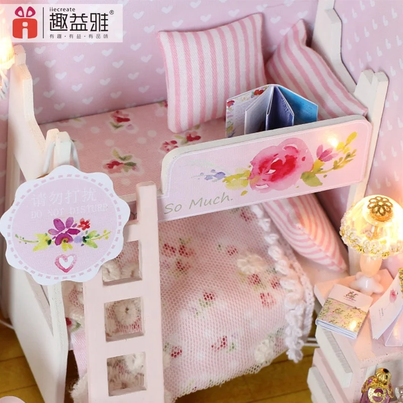 Miniature Dollhouse Kits with Accessories Wooden Toys Play set Best Birthday for Girls Women