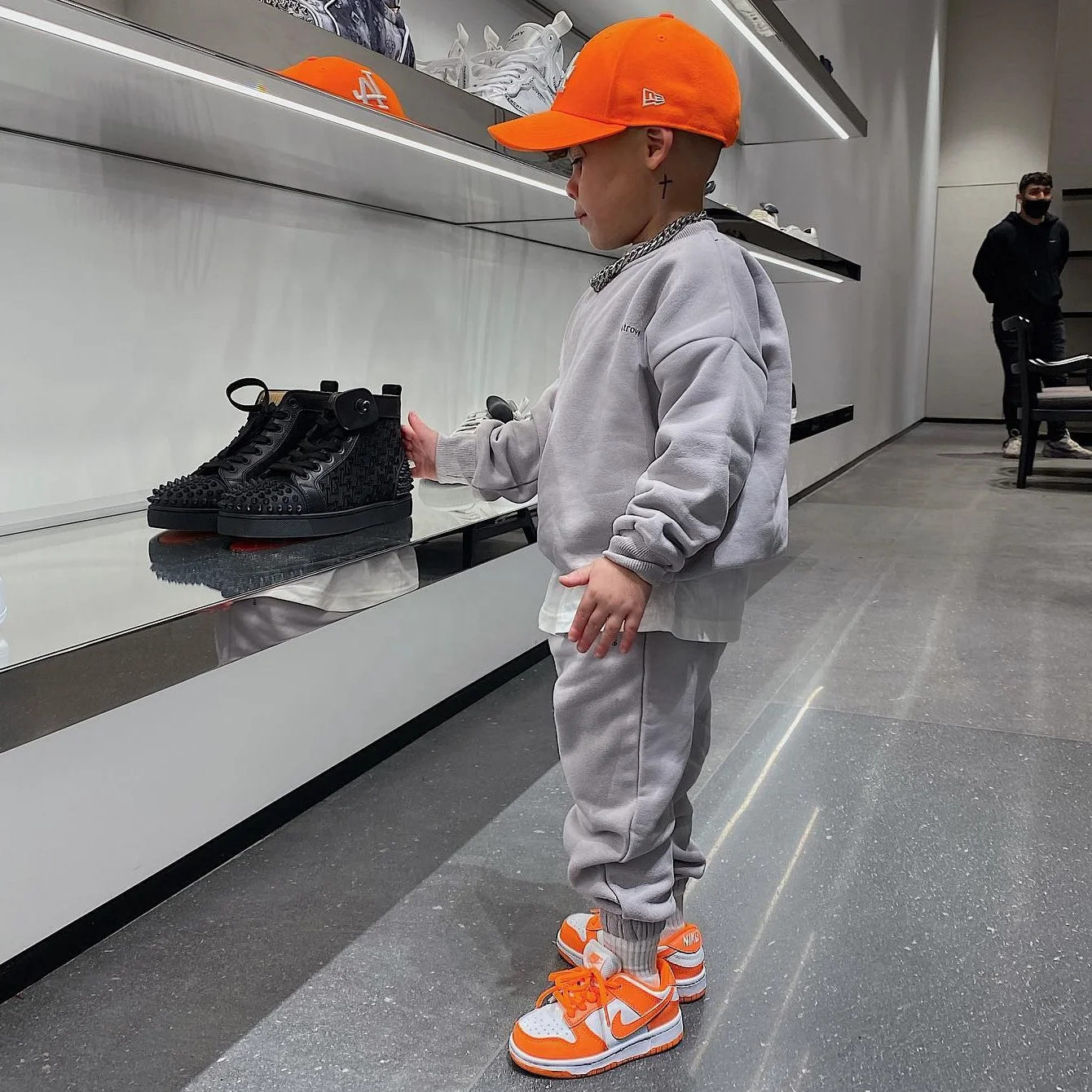 Wholesale Kids Sweatsuits Jumper Jogger Clothing Sets Oversize Sweater Girl Boy Kids Fall Winter Outfits