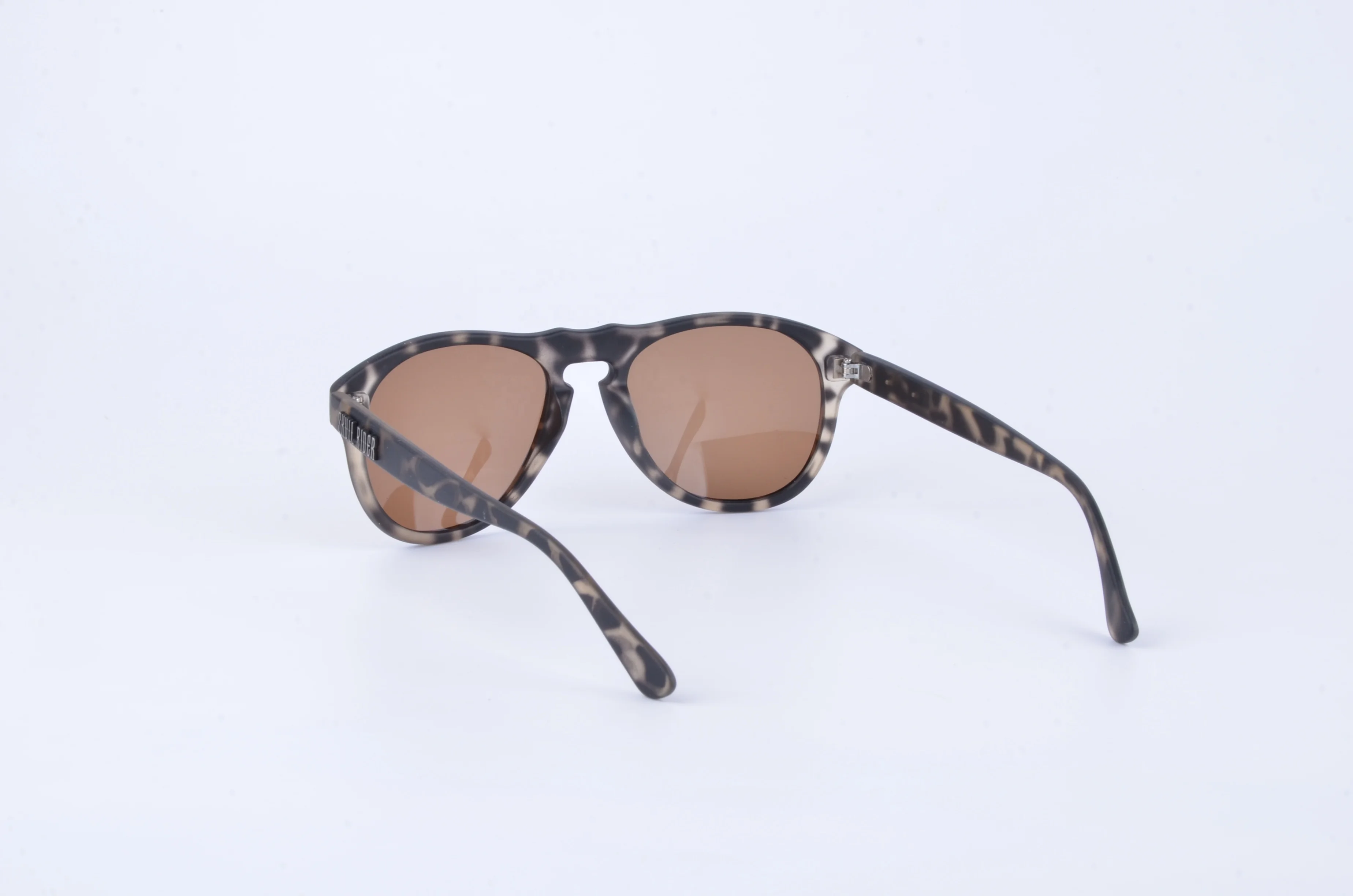 2024 Popular New Style Mens Eye Wear glasses Glasses Polarized Spring Temples Double Bridge glasses Gafas de sol