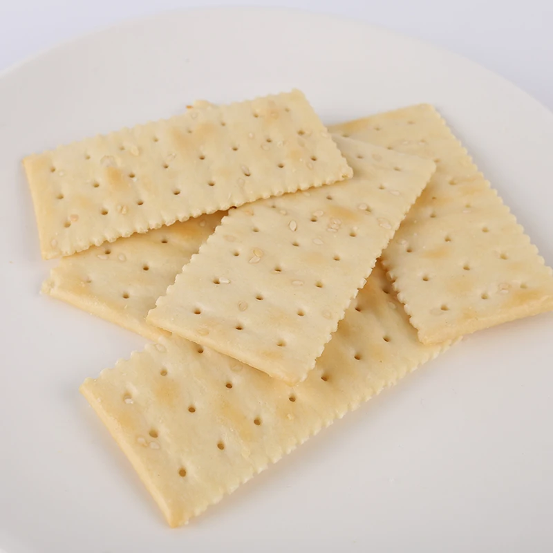 100g  cracker Rich in Calcium sugar free milk soda cracker popular in Ghana and Nigeria