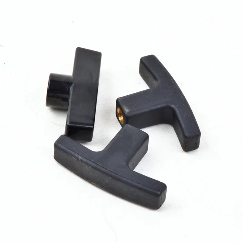  Литьевая часть для литья под давлением черная Т-образная бакелитовая ручка