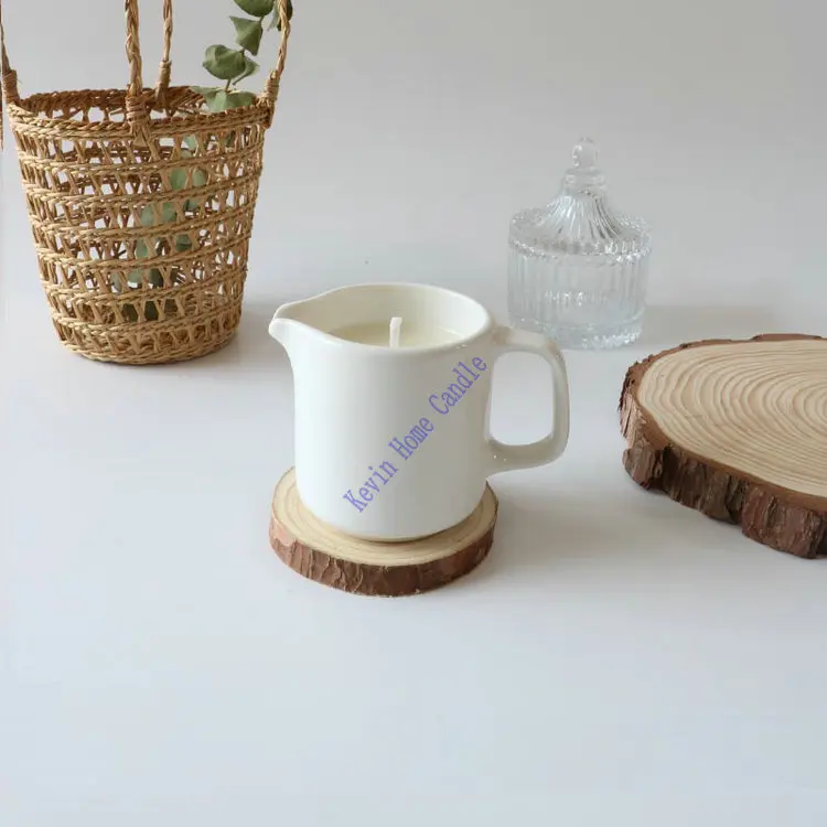 
Private Label Home decoration Soy wax essential oil massage candle for couples 