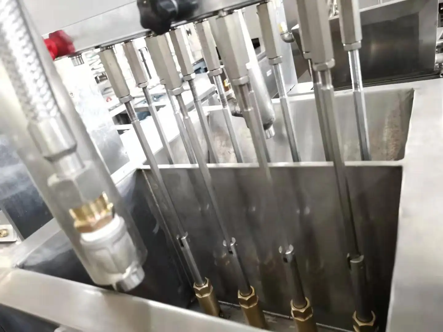 new design soft gummy bear worms candy maker machine depositing pouring cooking dissolving mixing melting moulding manufacturing