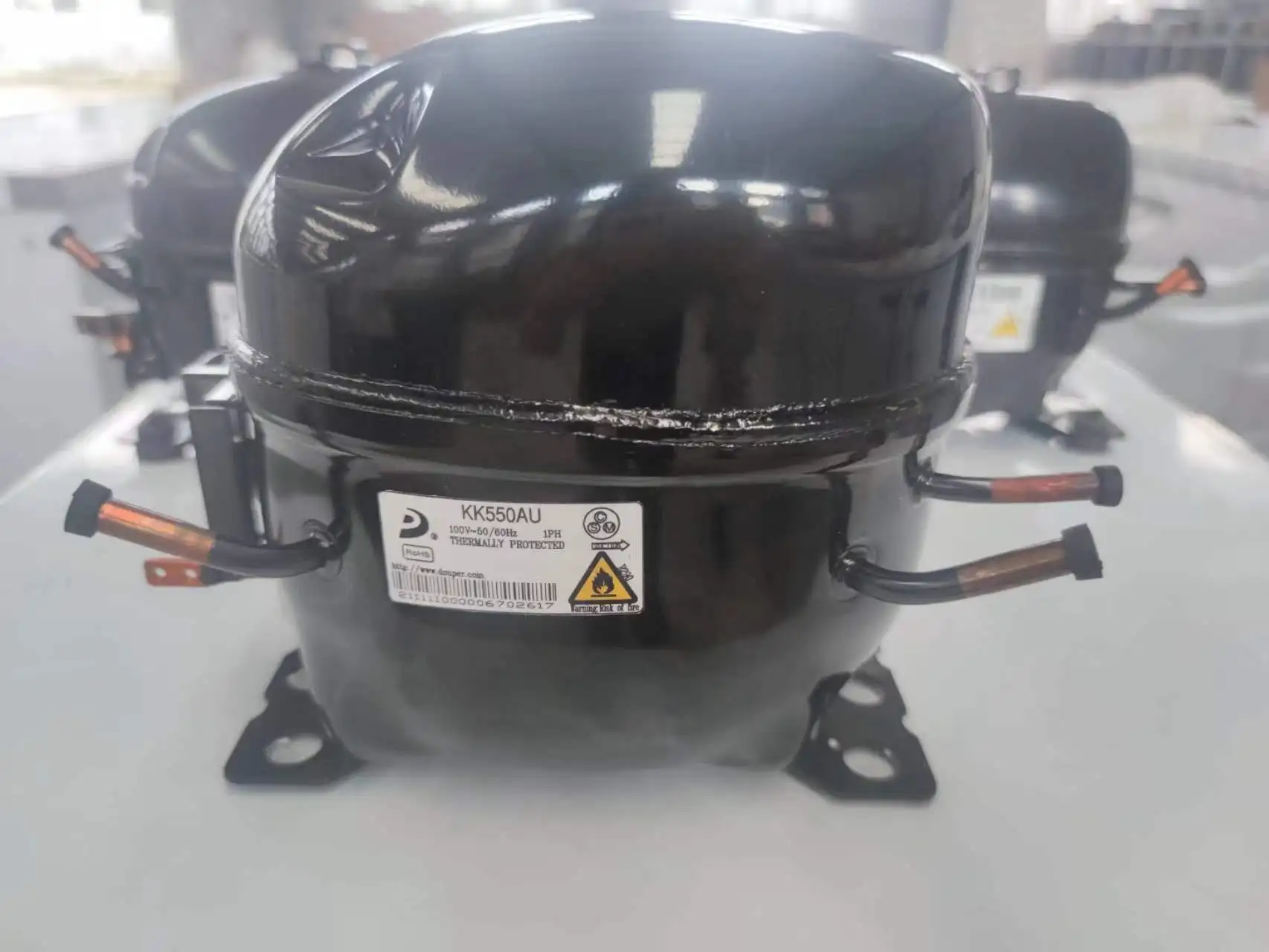 Компрессор для холодильника R134A R290 R404 R600A
