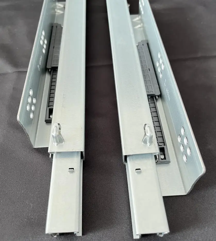 Selling American Three-section Hidden Rail Soft Closing Drawer Slide Rail Soft Closing Kitchen Undermount Drawer Slide
