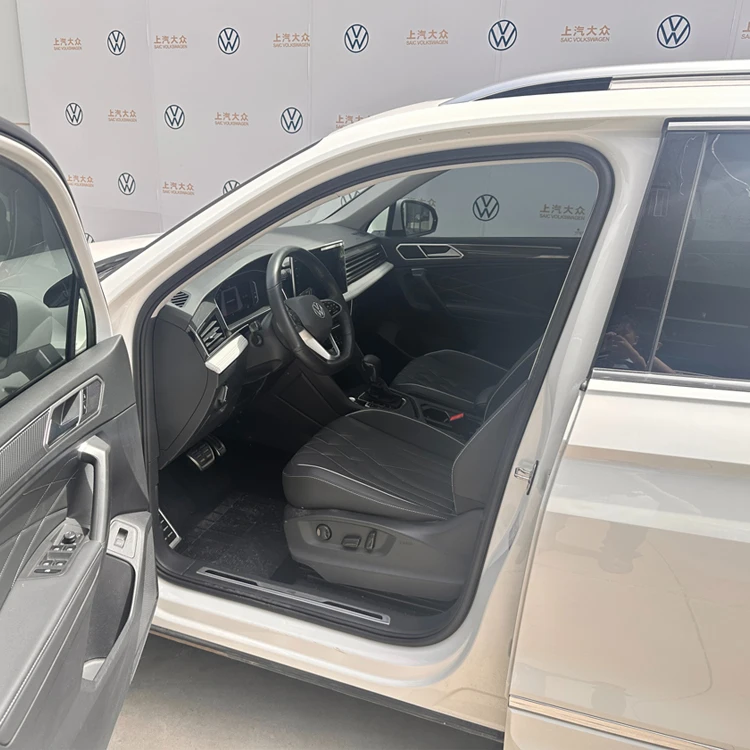 VW Tiguan L top flagship edition Vehicle car 5doors 7 seats  4WD gasoline with good quality and good service in stock