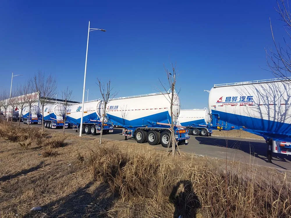 Прямая Продажа с фабрики 45cbm 50 cbm 55 V-образный порошковый цементный бак полуприцеп