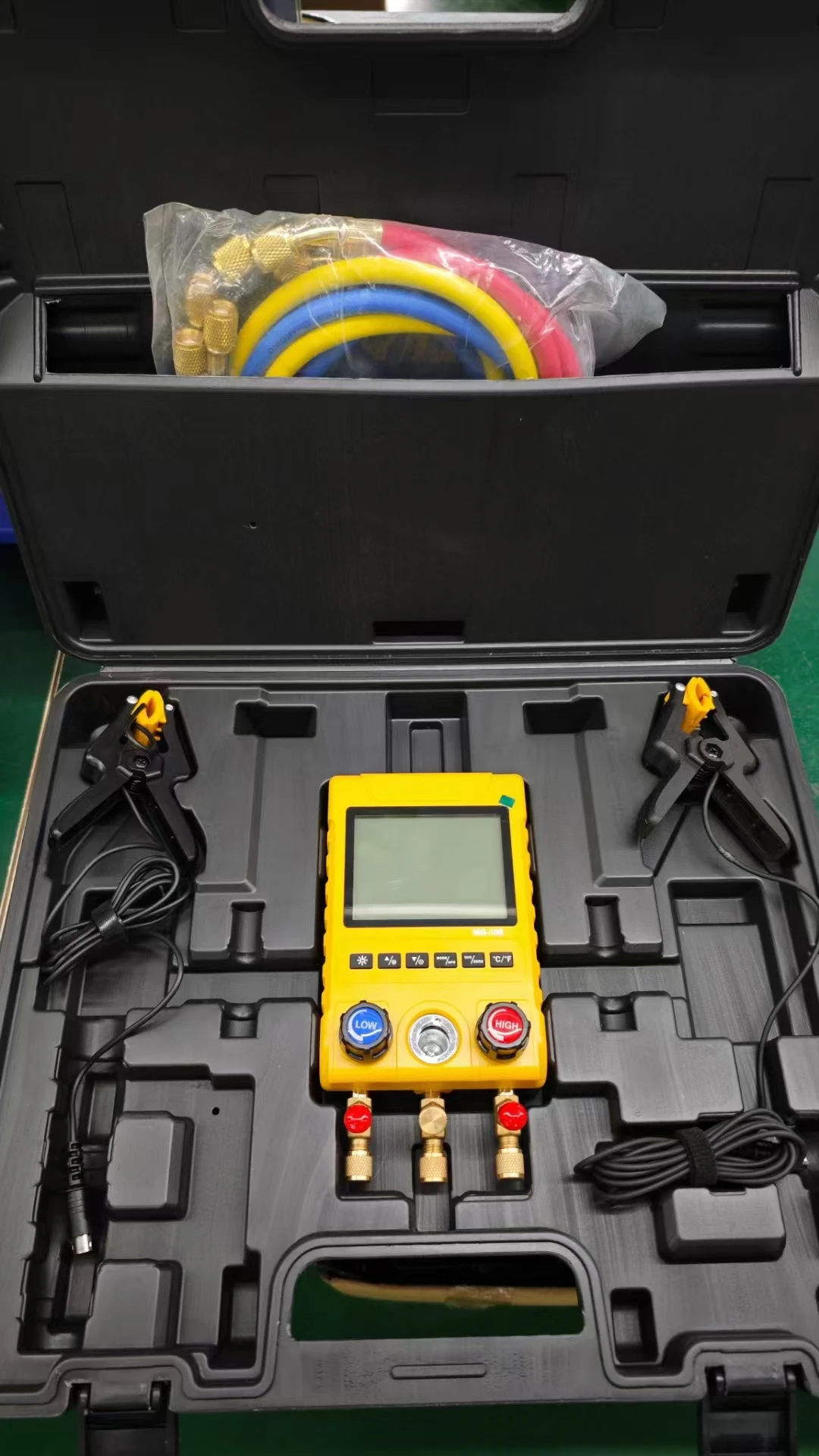 DY517 Refrigerant Digital Manifold Gauge HVAC Vacuum Pressure Temperature Leak Test