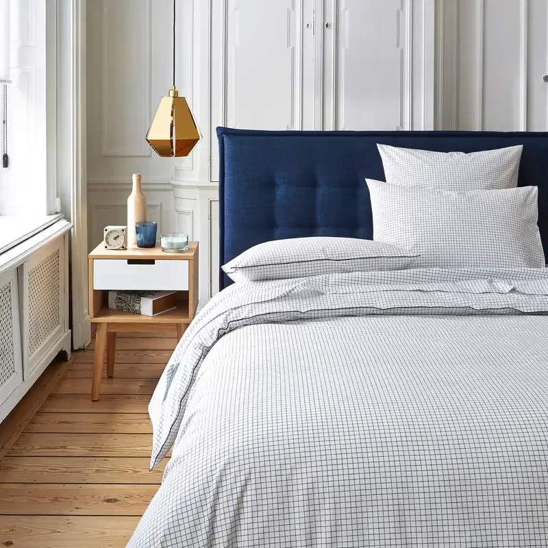 Classic and elegant MDF fabric with comfortable cushioned linen detachable headboard