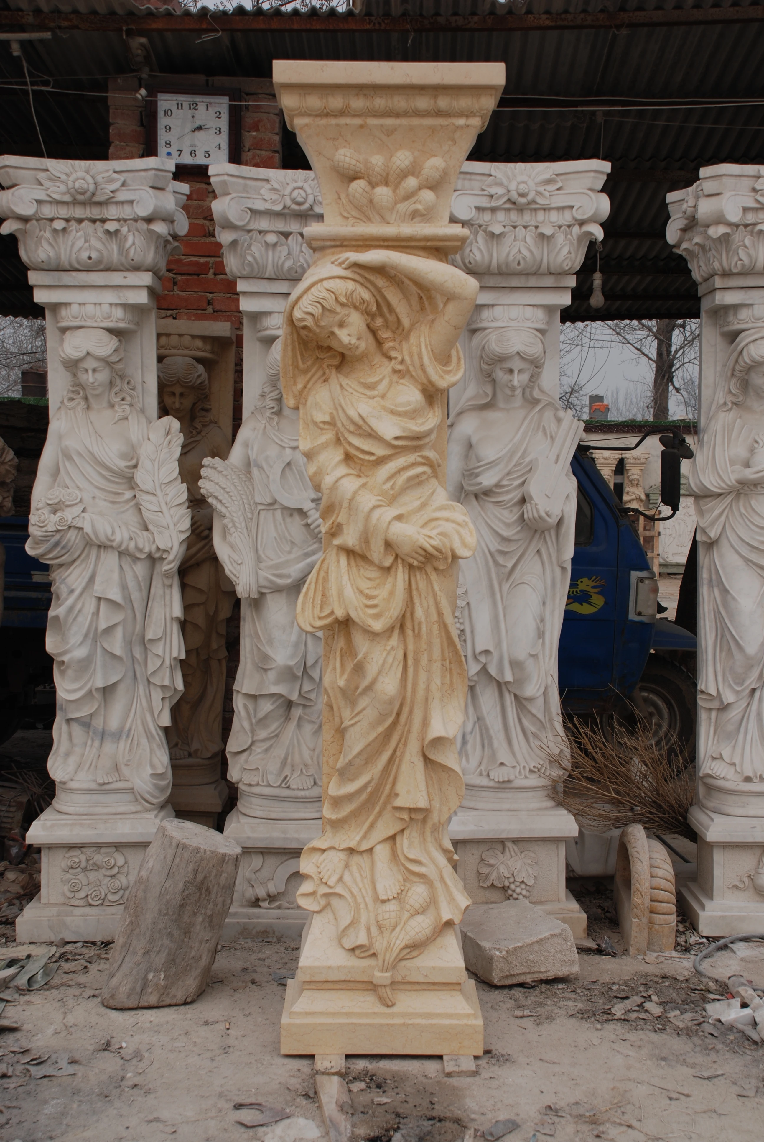 Decorative  Marble Roman  Columns for House Villa Hotel Stone Marble Column