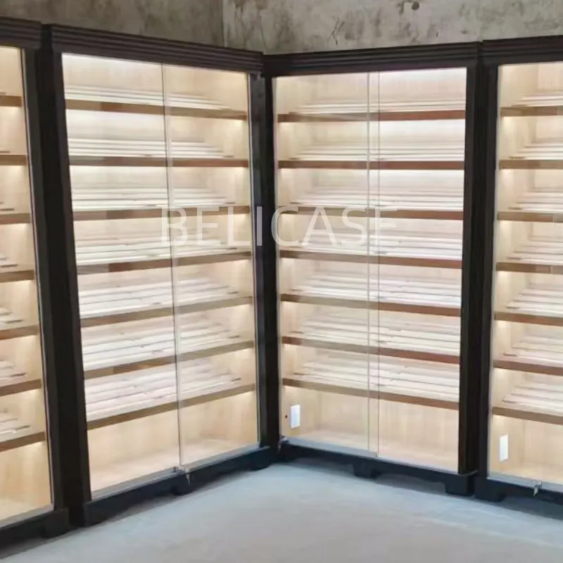 Стеклянная витрина для сигар со светодиодным светом