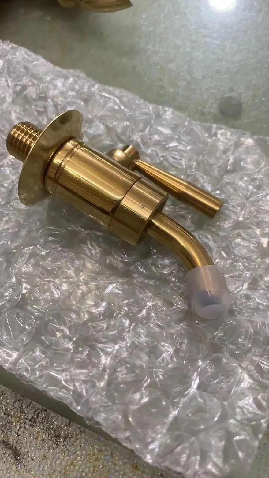 Oak barrel faucet wooden barrel  tap oak wine dispenser l for households cafe  tea house restaurant hotel