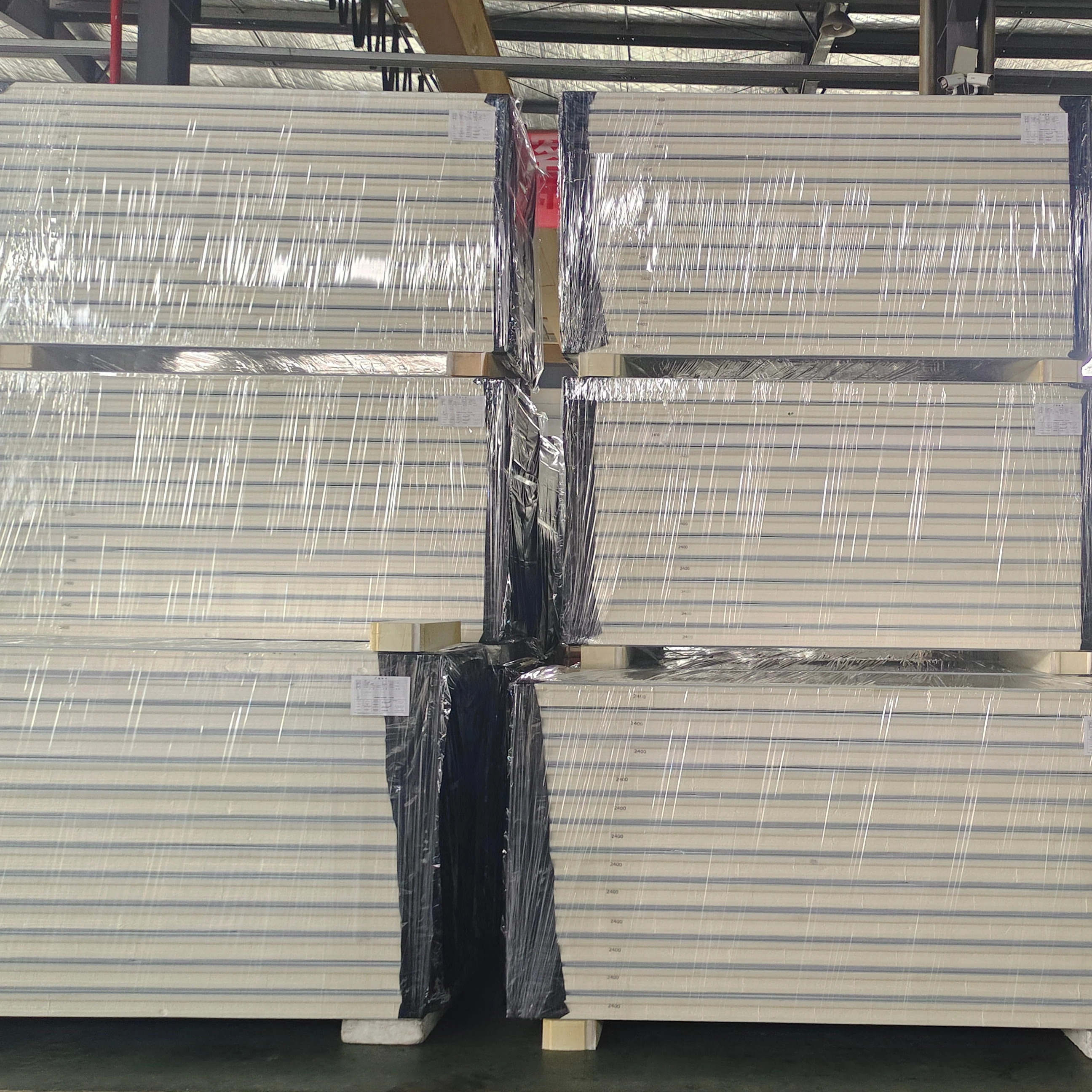 Factory Supply PU Polyurethane Insulated And Fireproof PIR Foam Wall Sandwich Panels