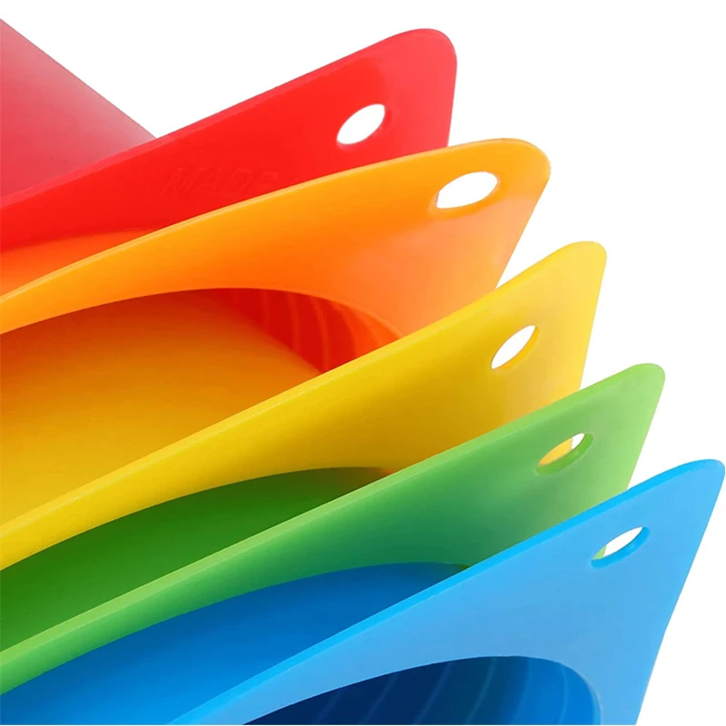 Factory Wholesale Multifunctional 18 23 CM PE Football Speed Training Agility Marker Cones Set