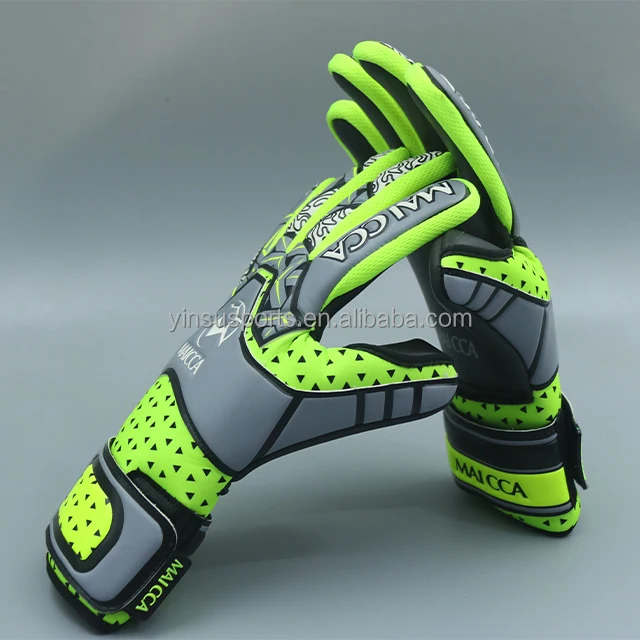 Custom Soccer Goalkeeper Gloves Design/Logo Your Own Sports Soccer Adults Professional Goalkeeper gloves For Football