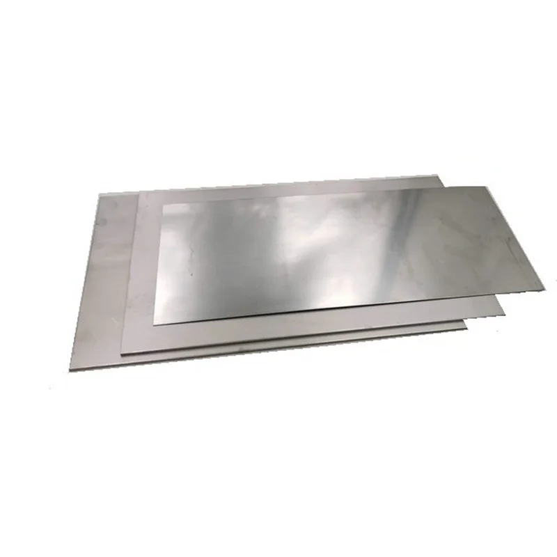 Platinum coated titanium plates for water electrolysis