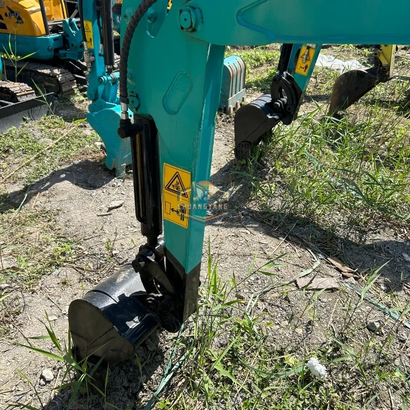 Hot SaleJapanese  KOBELCO Mini 17 Crawler Excavator 100% Original High Quality Low Price  Engine Pump