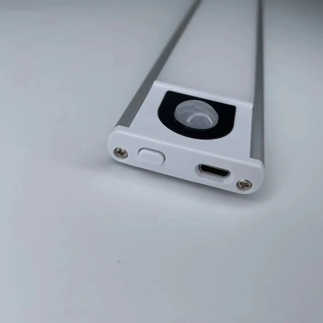 Smart closet strip light Indoor USB rechargeable wireless stair night sensor light motion sensor led