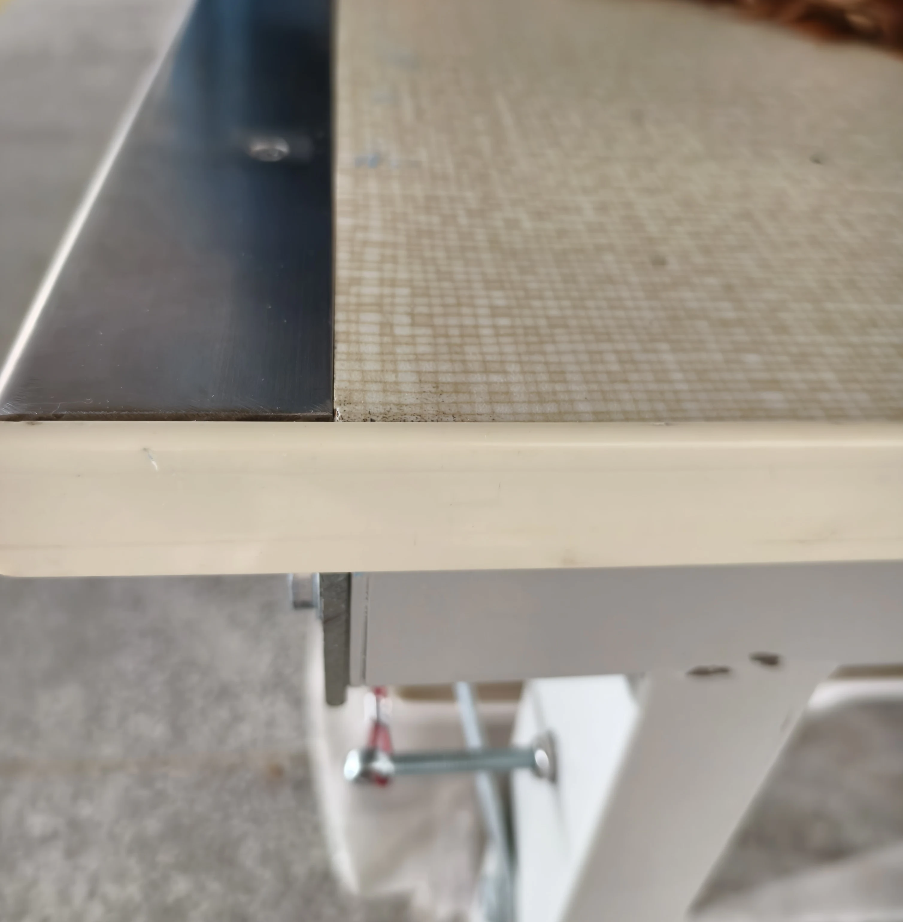 Practical,beautiful and high quality cutting table for fabric spreading table