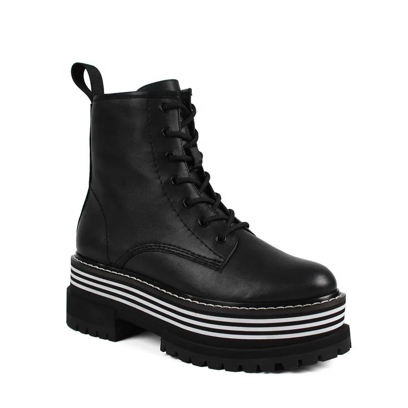 Wholesale Custom Women Booties Platform Luxury Fashion PU Front Buckle Studded Quilted Combat Ankle Boots Shoes