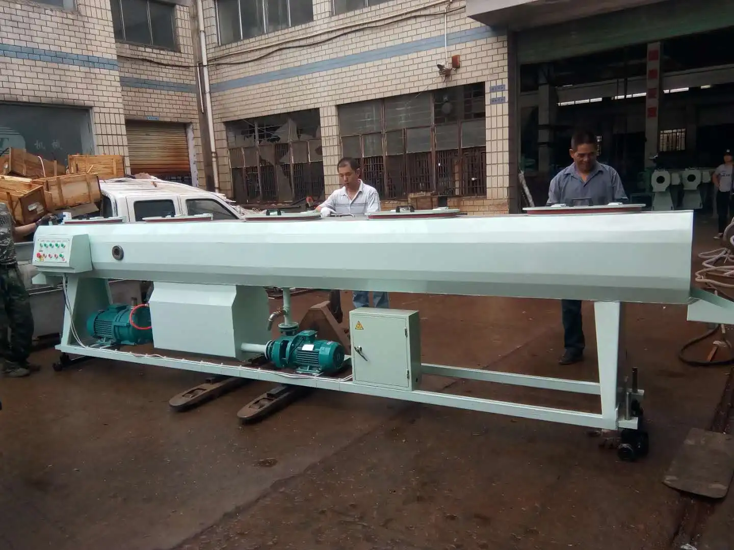 Линия по производству экструзии пластиковых труб из ПВХ