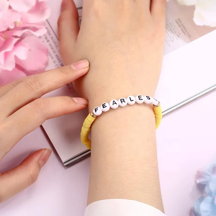 Браслеты с надписью