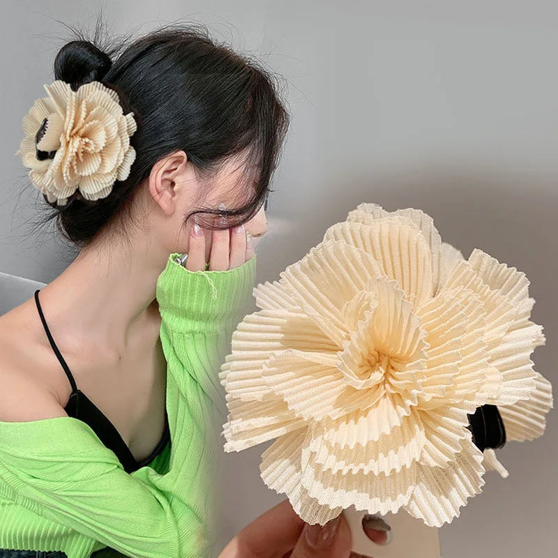 2024 Elegant Wrinkled Ruffle Edge Flower Hair Claws For Women Girls Sweet Corrugated Floral Hair Clips Fashion Hair Accessories