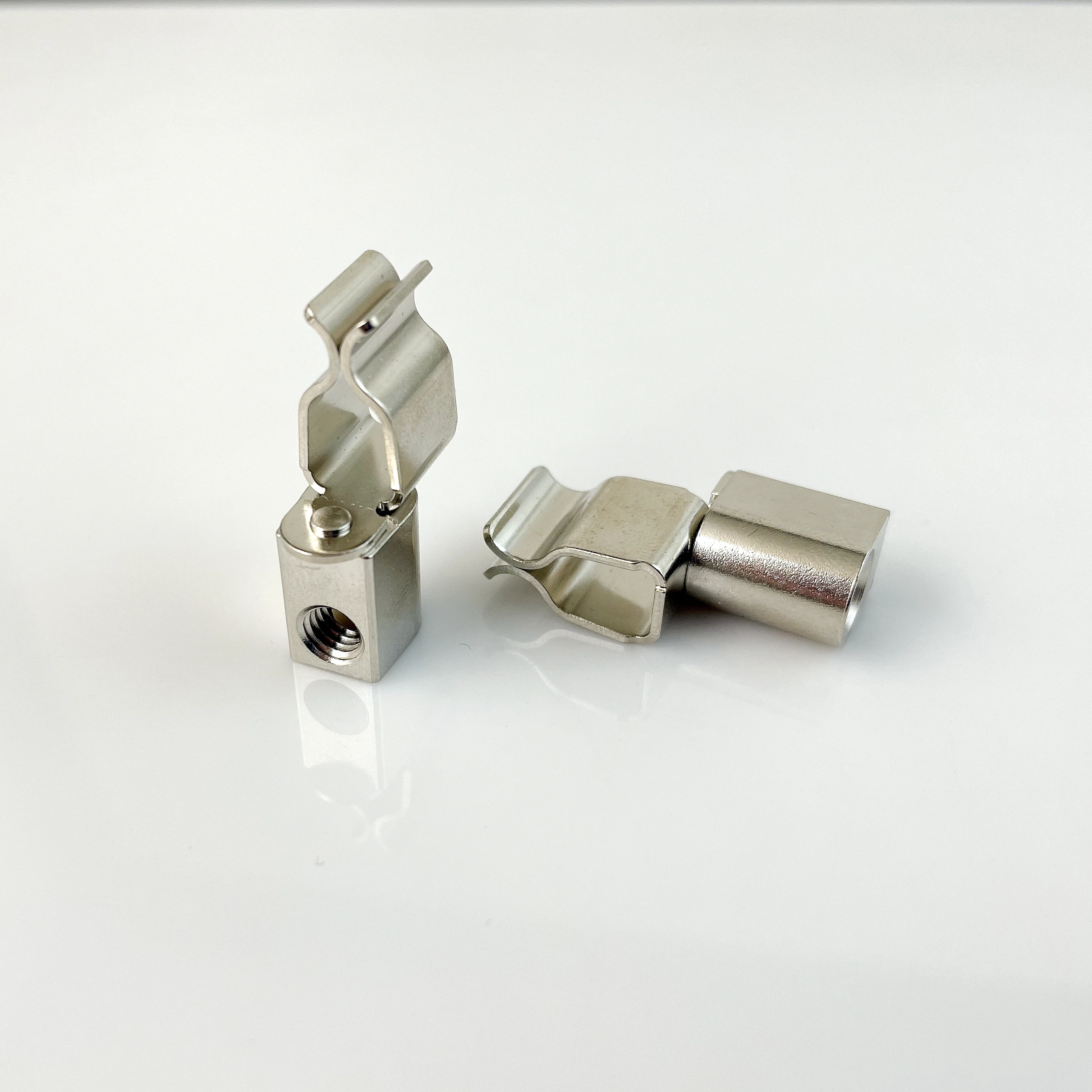 OEM хорошая эластичность латунный винтовой терминал никелевые электрические детали универсальный контактный