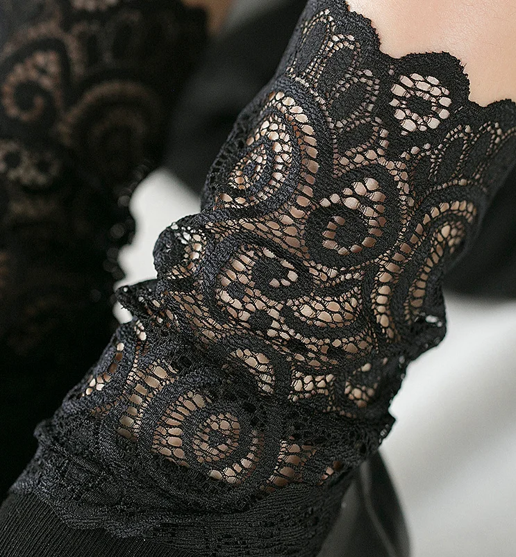 Beautiful Crystal Sheer Mesh Silk Transparent Korea Sheer Ankle Lace Socks For Women