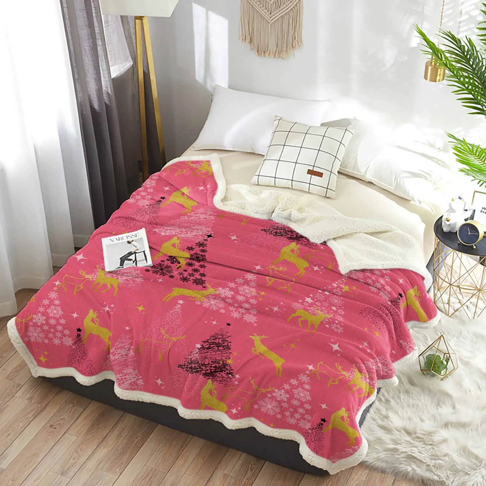New Year Gift Christmas Elk Deer Design Soft Warm Fleece Blanket Double Layer King Size Flannel Sherpa Blanket For Bed