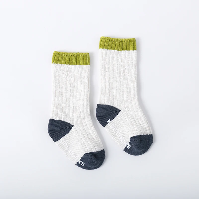 Bunchy Yarn Thick and Soft Winter Crew Socks for Children With Anti-slip OEM ODM