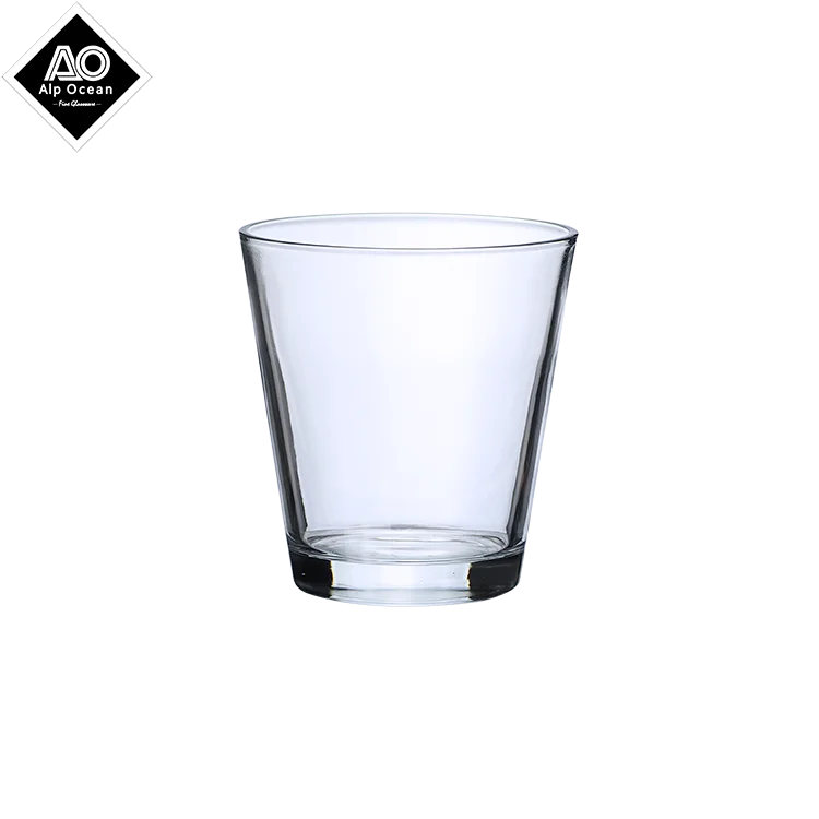 Прозрачный стеклянный подсвечник в форме клеш