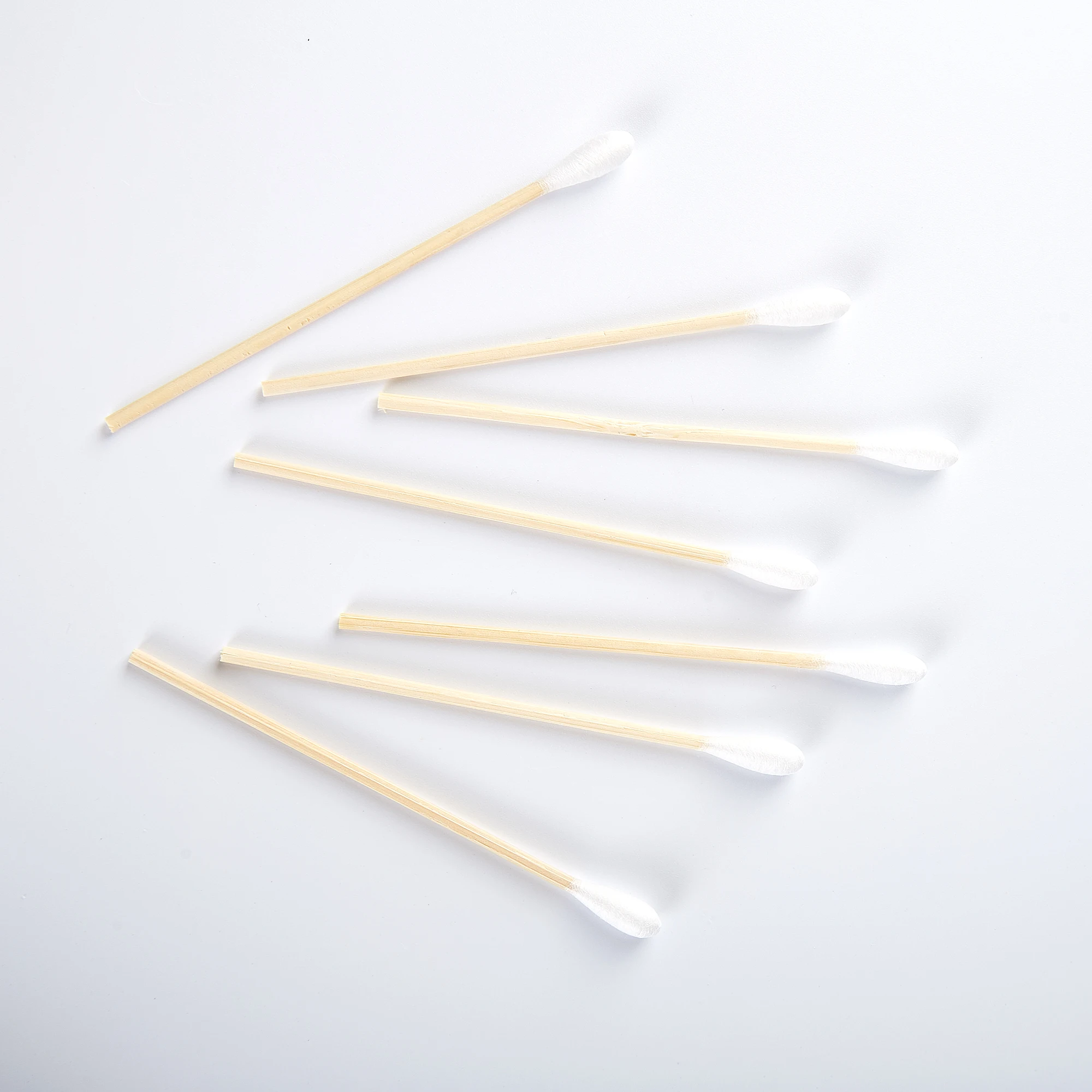 Irradiation Disinfection Absorption OEM Cleaning  Medical Cotton Swab Bamboo Cotton Sticks