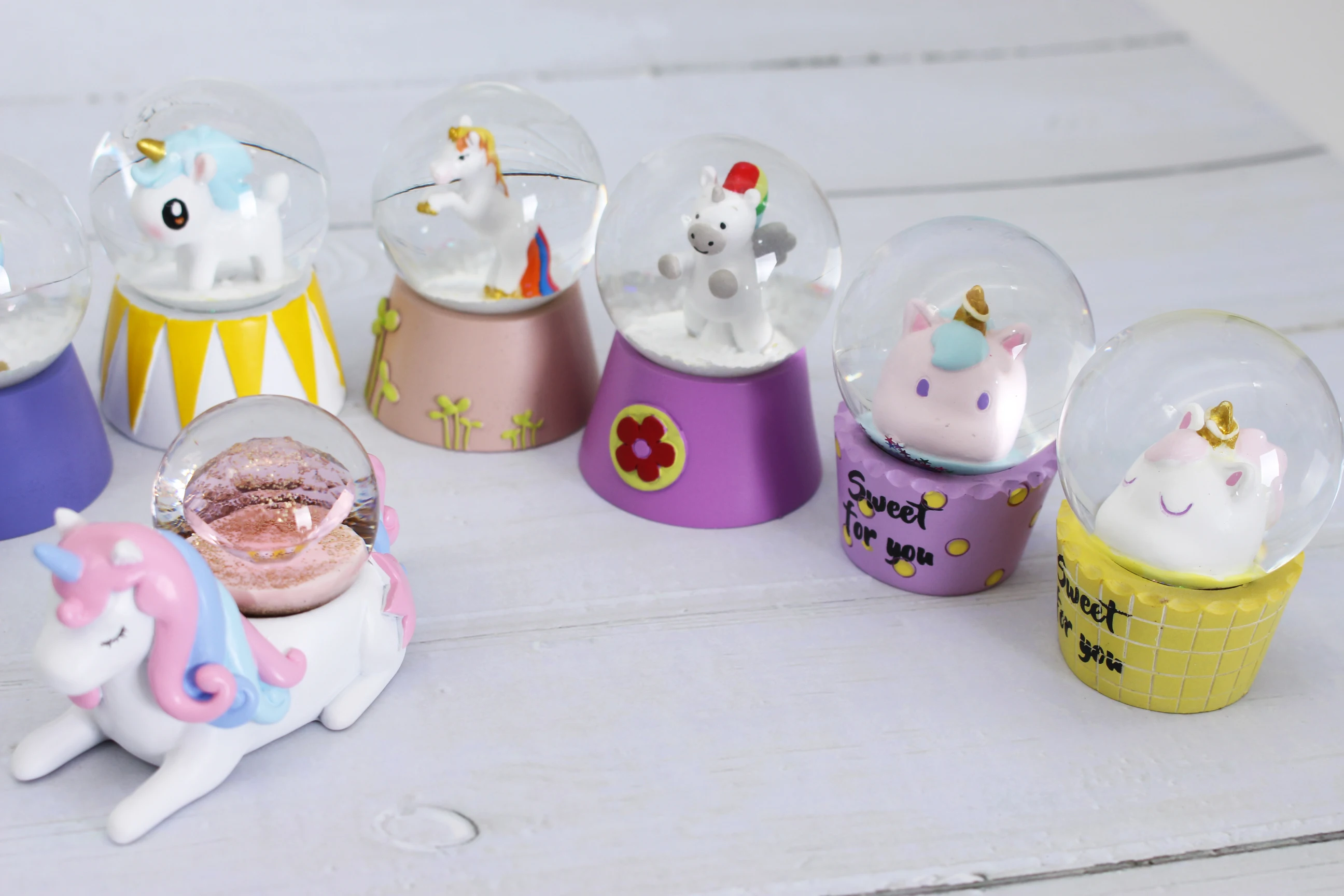 Buy factory price Custom Own Animal Design OEM High Quality Beautiful Glass Glitter Snow Globe For Gift