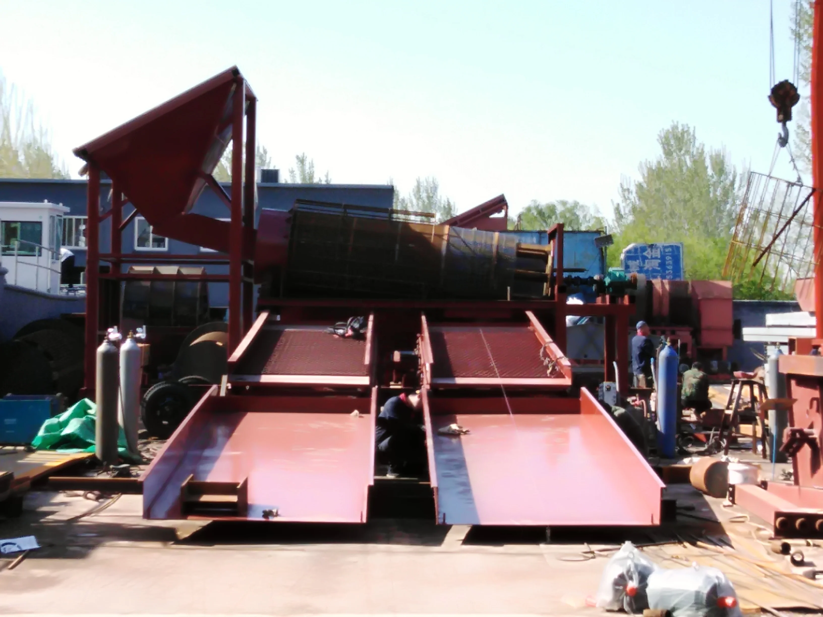 High Quality  Dry Land Sledge Type Gold Washing Machine YLG-150  for Alluvial Sand Mining