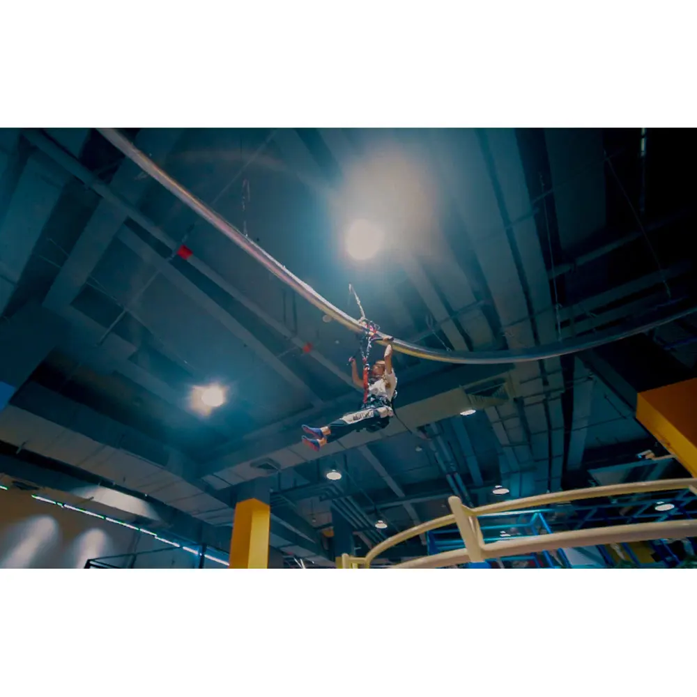 Pokiddo Exciting High-Altitude Skis Indoor Playground for All Ages Commercial Use Park Indoor Amusement Cableway Gliding Games