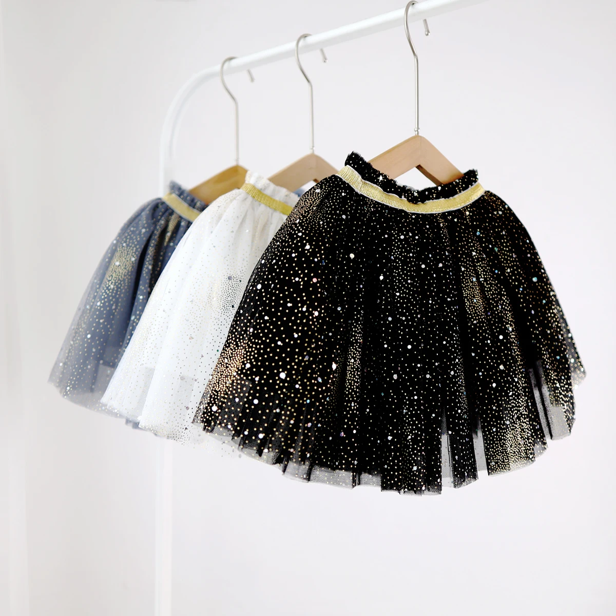 Kids Shining Sequins Tutu Children Ruffle Skirt Black Tutu Lining Cotton Kids Tulle Pleated Skirts for Girls Tutu Toddler Skirt