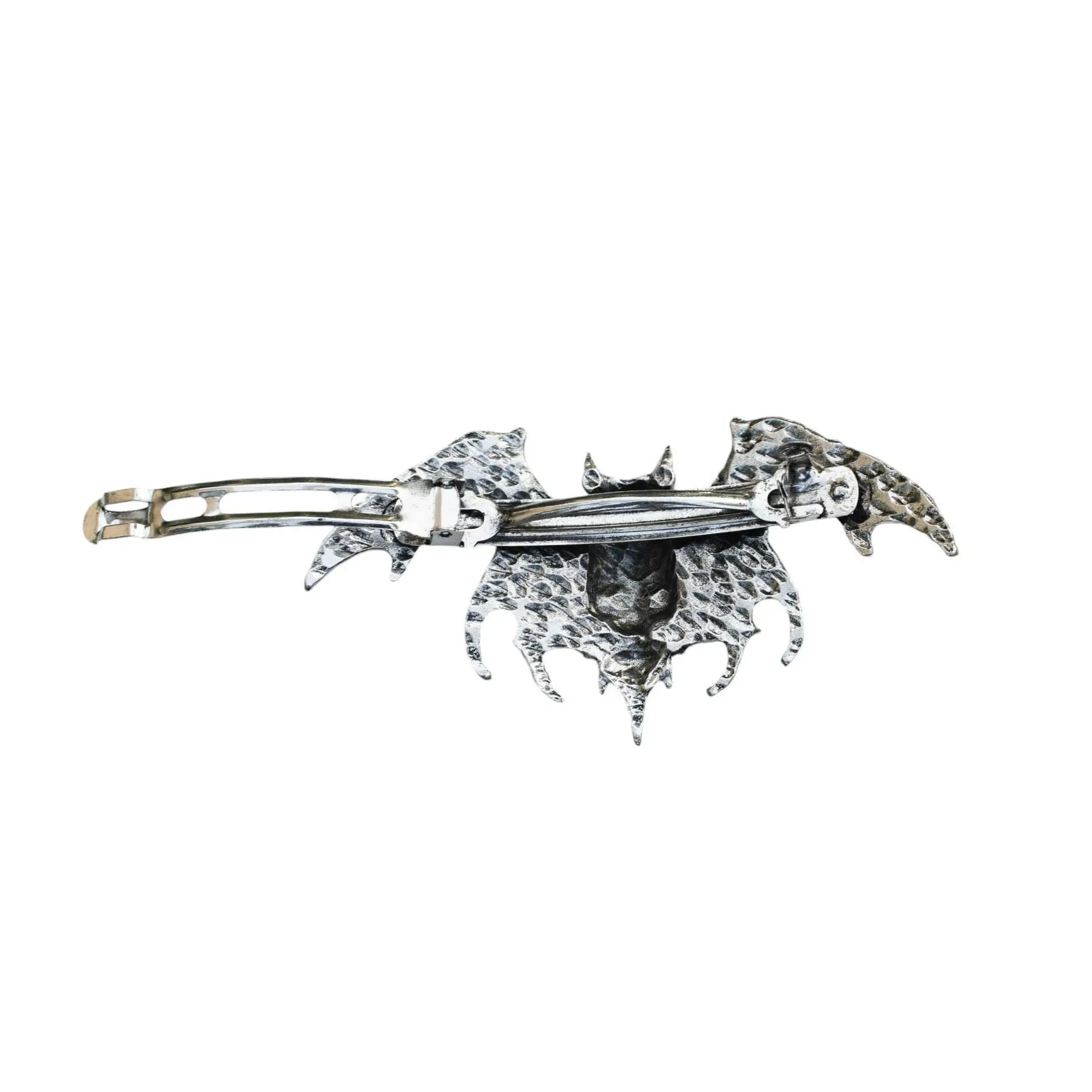 2024 New Arrival Dark Style Vintage Bat Wings Skull Pendant Witchy jewelry Animal Flying Bat Pagan Goth Hairclip Crafts